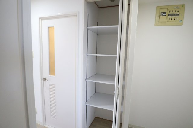 グランステディ深江橋の収納