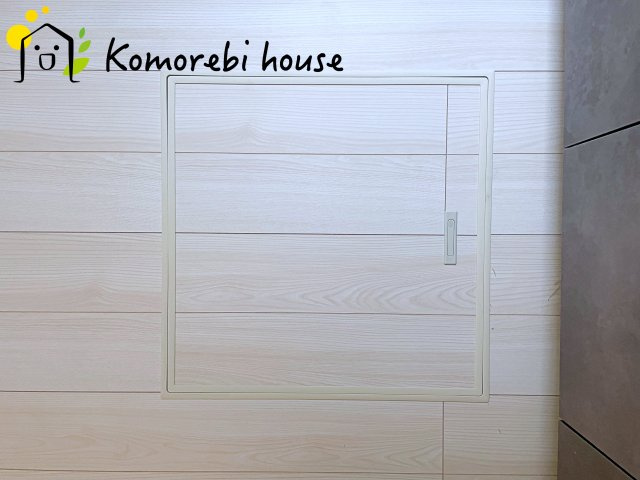 白岡市篠津　第３　新築一戸建て　リーブルガーデン　01の内装|床下収納です