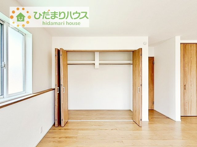【収納】 | 筑西市市野辺　中古戸建 | ハンガーパイプ付でお洋服の出し入れもラクラクです！
