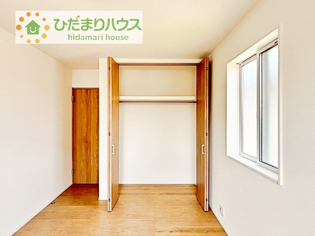 【収納】 | 筑西市市野辺　中古戸建 | ハンガーパイプ付でお洋服の出し入れもラクラクです！