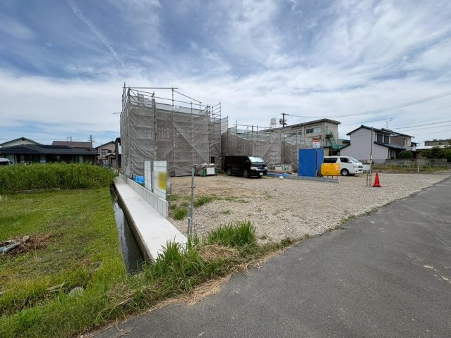 リーブルガーデン　岐阜市茶屋新田2丁目　全2区画分譲の外観|「現地（2026年6月9日）撮影」　
■全体写真　
■ヤマダ不動産　株式会社リライフ　