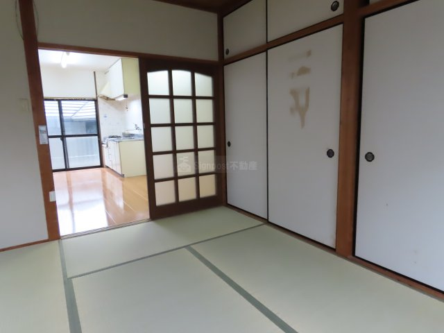 横内マンションの和室