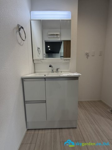 平塚市入野4期　新築戸建　全5棟1号棟の独立洗面台