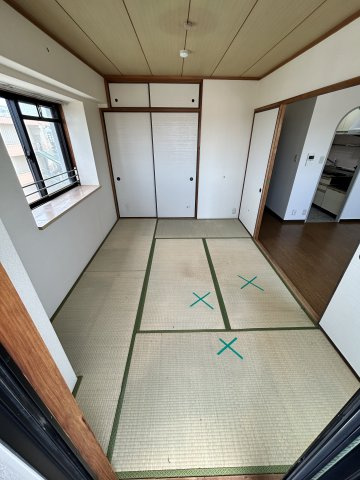 ラフィーネ住之江の和室