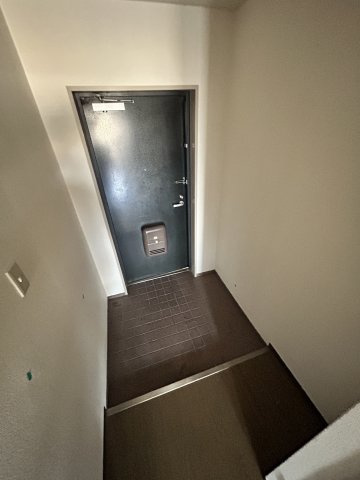 ラフィーネ住之江の玄関