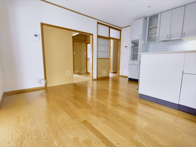 【居間・リビング】の画像