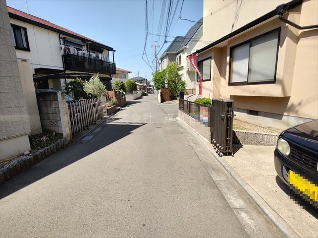 【前面道路含む現地写真】の画像