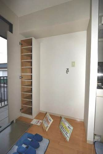 アメニティ土居 A棟の玄関