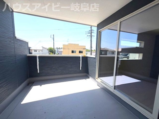 【バルコニー】 | 各務原市川島松倉町新築建売全3棟！お車並列3台可能！長期優良認定住宅！耐震等級3！ | 各務原市川島松倉町新築建売全3棟！お車並列3台可能！長期優良認定住宅！耐震等級3！