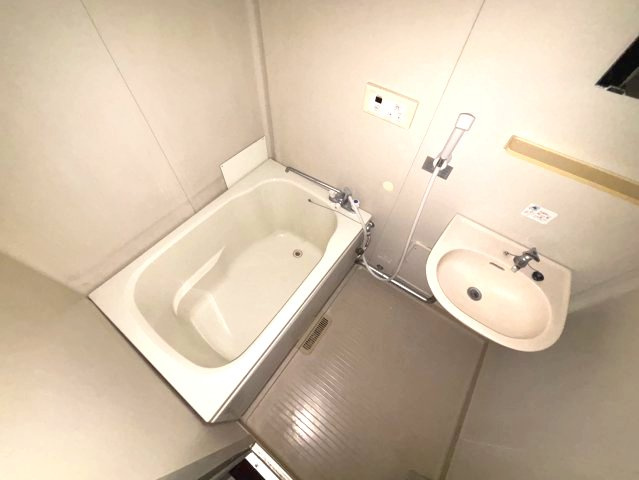 さつきコーポの浴室