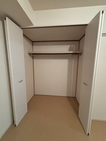 フォンテーヌ　ブローの収納|大きなものも収納できそうです