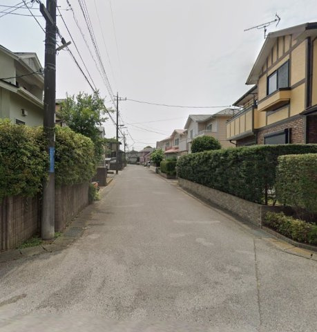 【前面道路含む現地写真】 | 八千代市大学町２丁目　中古戸建て | 前面道路写真