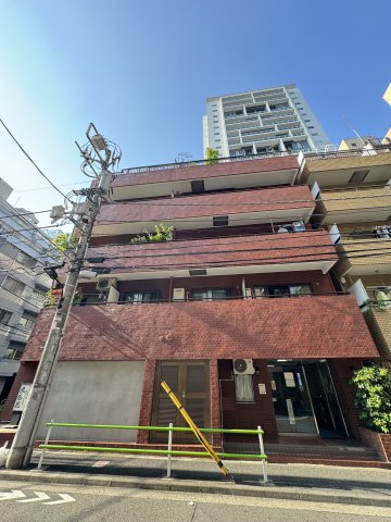 マンション麻布コート　2F