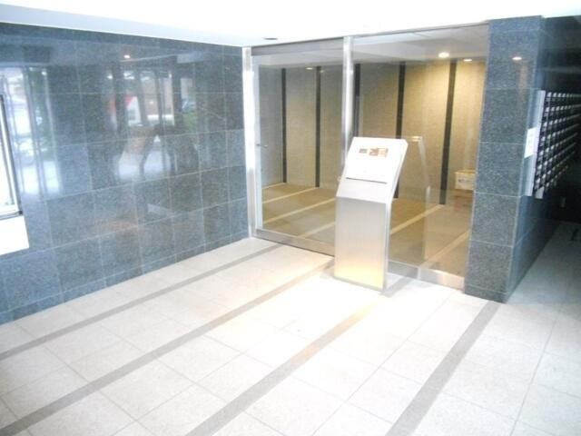 メインステージ板橋本町駅前Ⅱのエントランス
