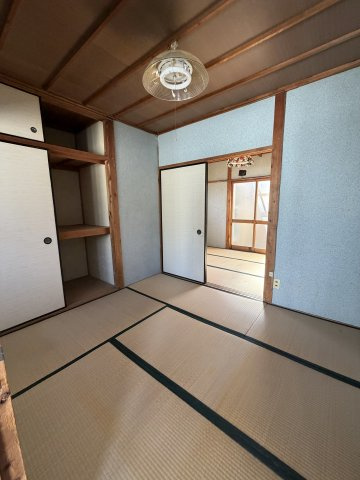 出雲町アパートの和室