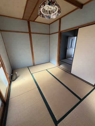 出雲町アパートの和室