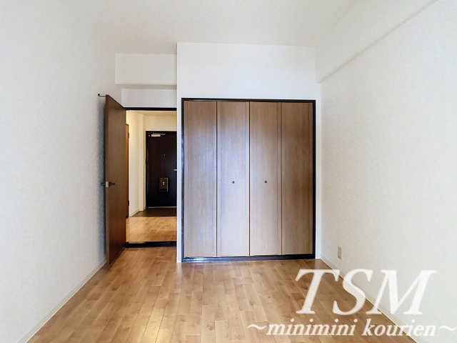 マンション新屋の洋室