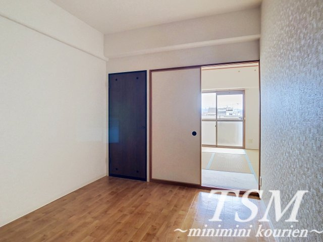マンション新屋の洋室