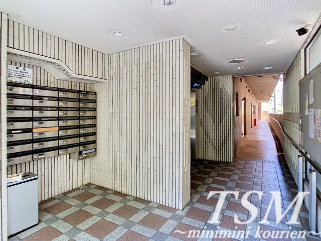 マンション新屋のエントランス