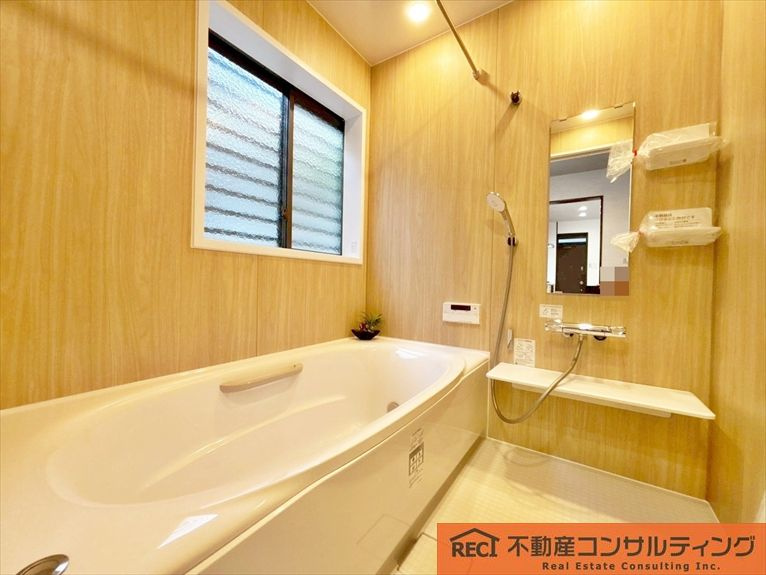 神戸市東灘区渦森台三丁目　中古戸建の浴室
