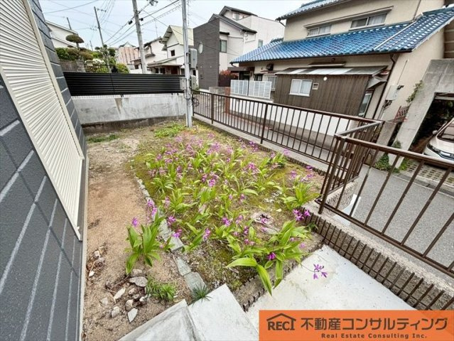 神戸市東灘区渦森台三丁目　中古戸建の庭