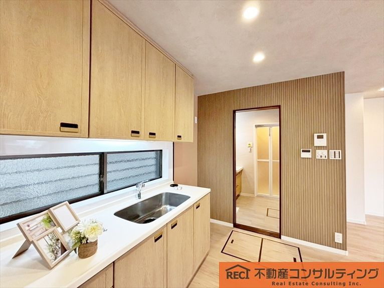 神戸市東灘区渦森台三丁目　中古戸建のキッチン