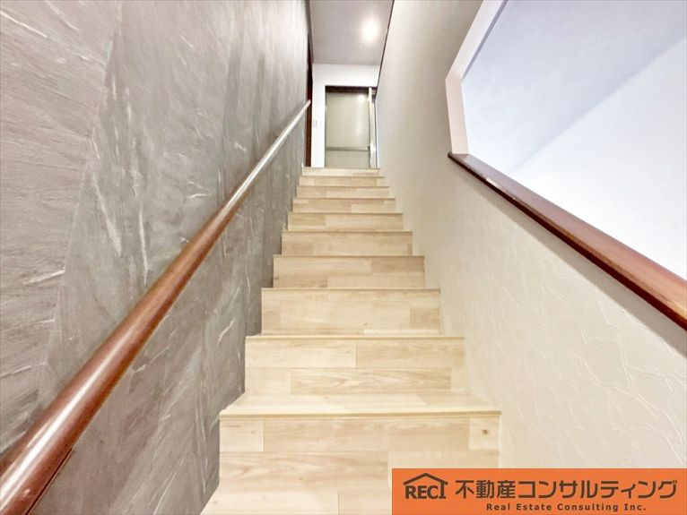 神戸市東灘区渦森台三丁目　中古戸建の内装