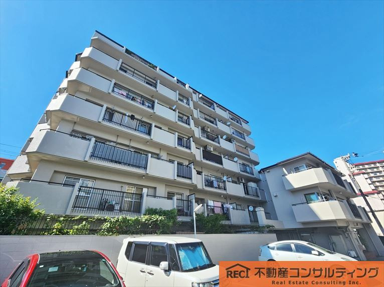 甲南シャトー青木の外観