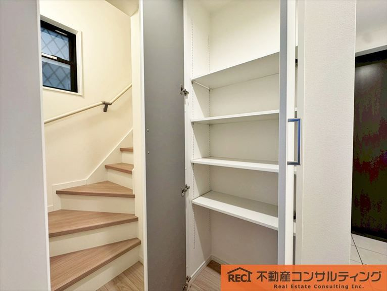 神戸市灘区篠原南町5丁目　新築戸建の内装