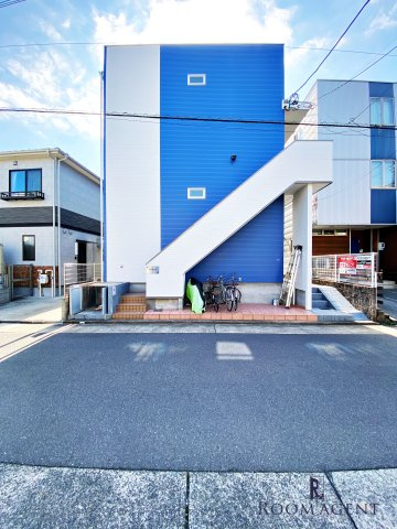 ボヌール本陣(大日町)の外観