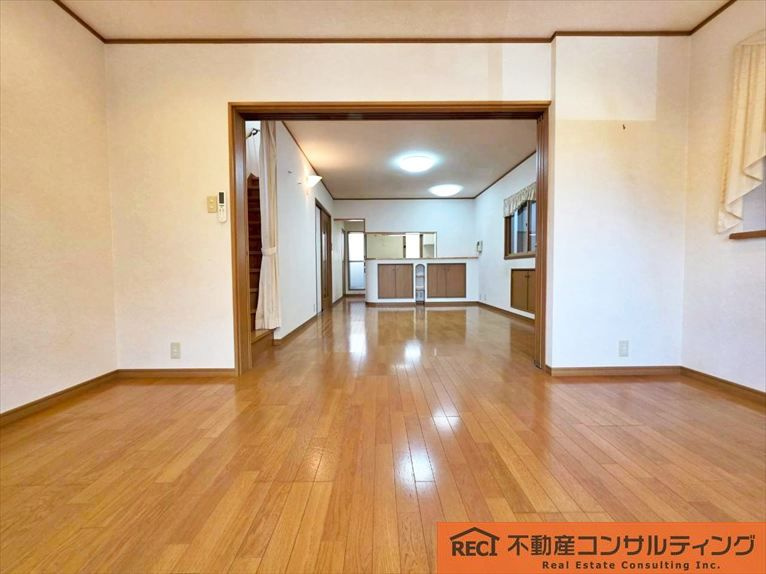 神戸市灘区篠原南町4丁目　中古戸建の洋室