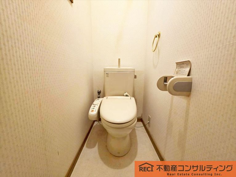 神戸市灘区篠原南町4丁目　中古戸建のトイレ