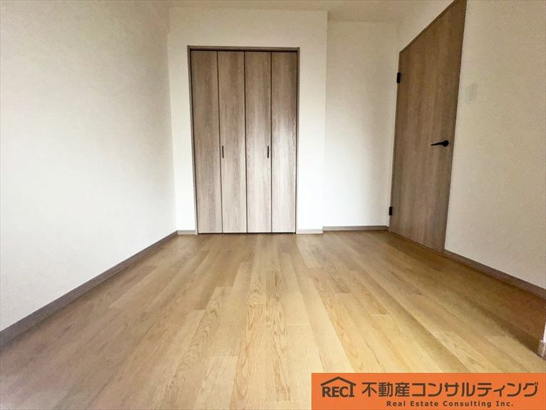 ハイエクセル芦屋南の洋室