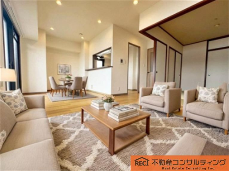 ハイエクセル芦屋南の居間・リビング|南西角部屋