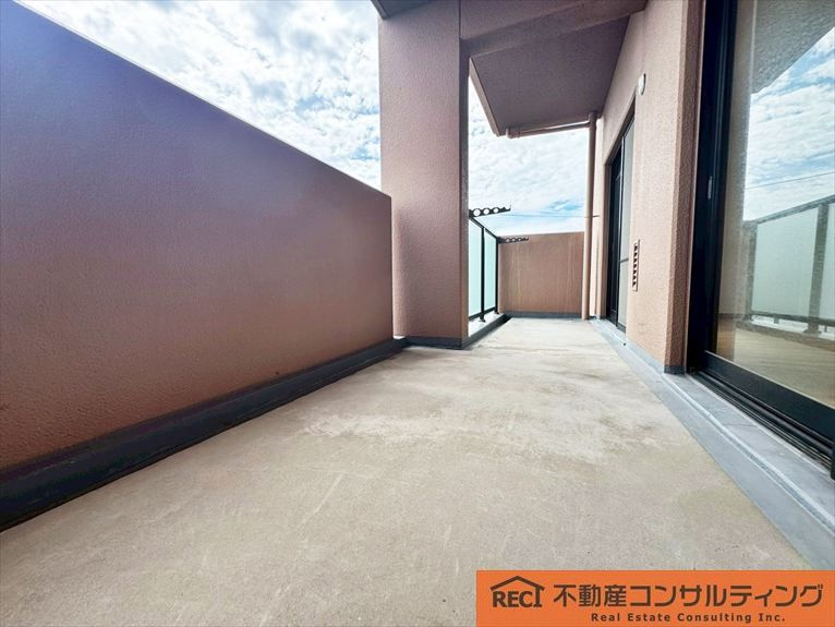 ハイエクセル芦屋南のバルコニー