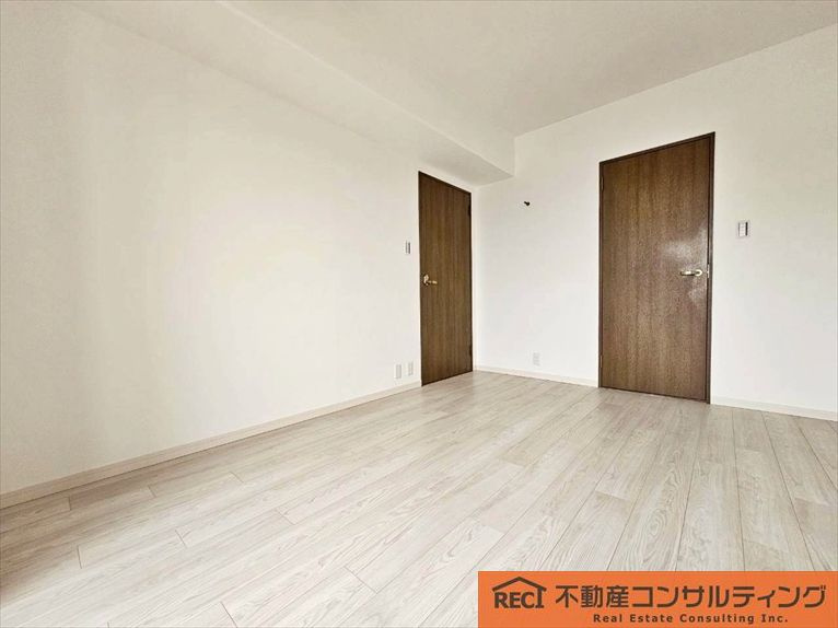 グラン・フェルティ本山の洋室