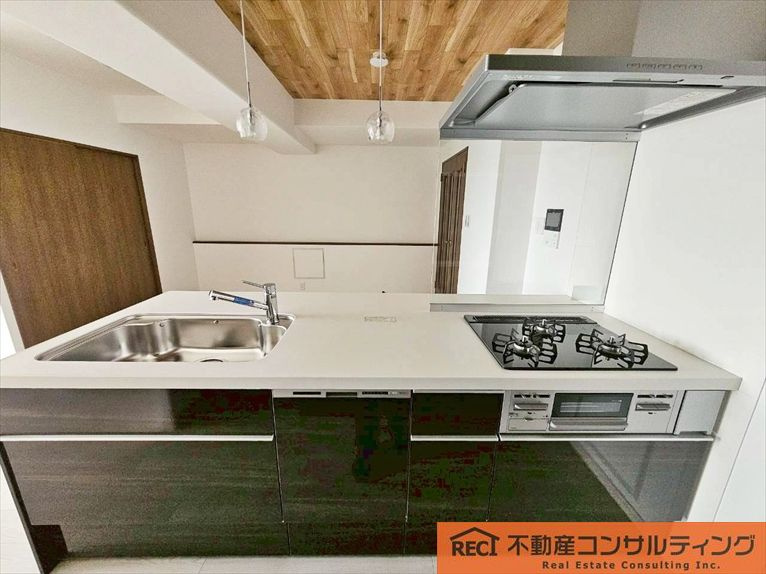 グラン・フェルティ本山のキッチン|オートロック＆宅配BOX完備！
