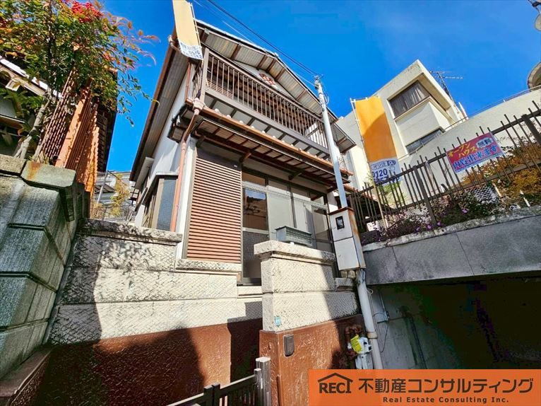 西宮市美作町　中古戸建の外観