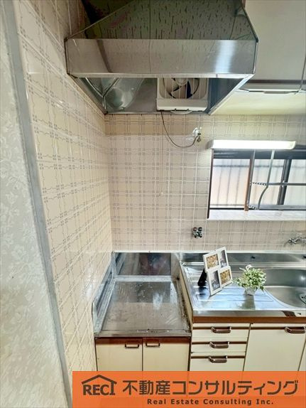 西宮市美作町　中古戸建のキッチン