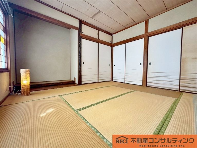 西宮市美作町　中古戸建の和室|関西スーパーまで徒歩8分で買い物至便！