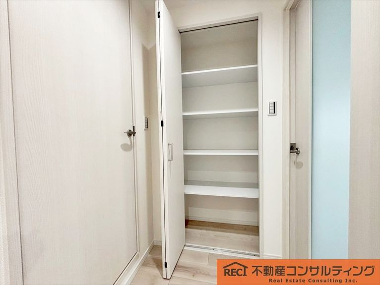 パークプラザ香枦園の収納