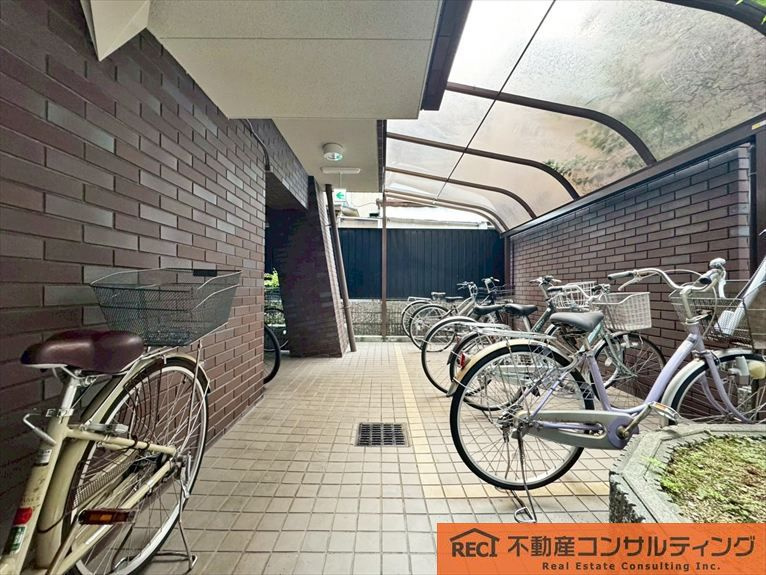パークプラザ香枦園の駐輪場