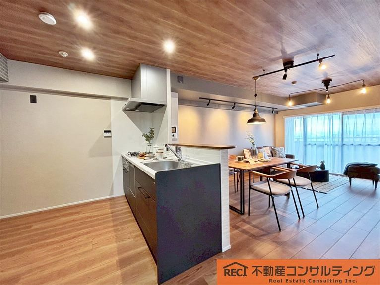 夙川グランドハイツの洋室|安心のオートロック付きマンション