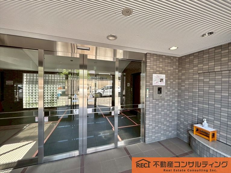 メゾン夙川のエントランス