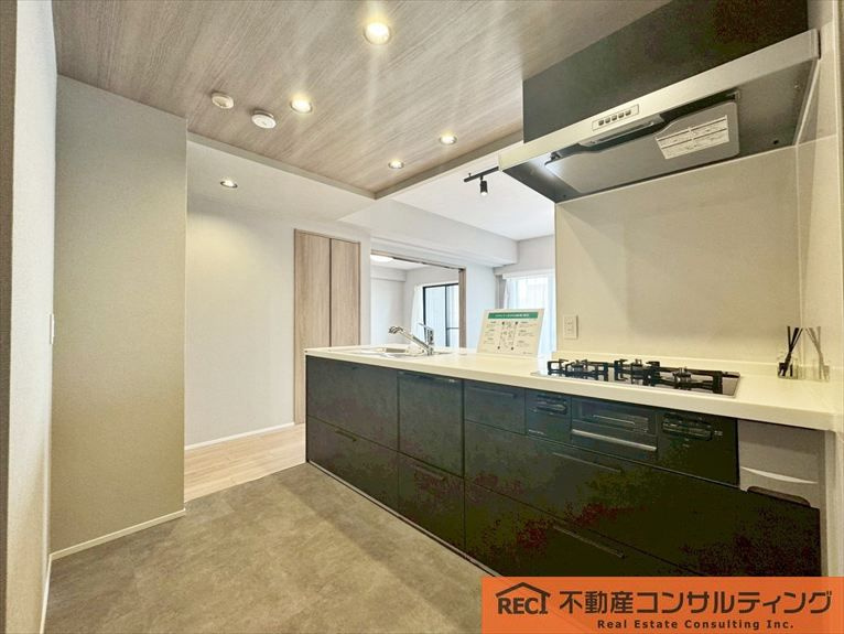 コスモシティ住吉川公園A棟のキッチン