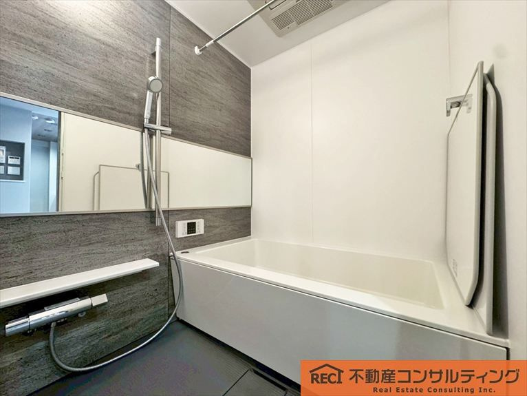 コスモシティ住吉川公園A棟の浴室