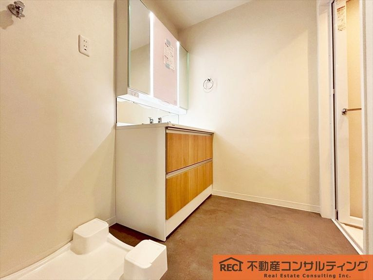 エナ御影の独立洗面台