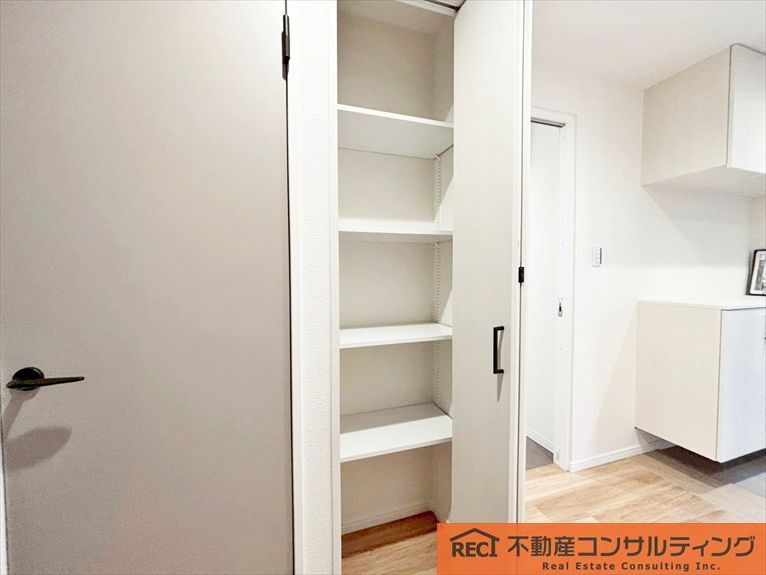 エナ御影の収納