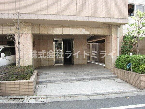 パレステュディオ大塚のエントランス| 