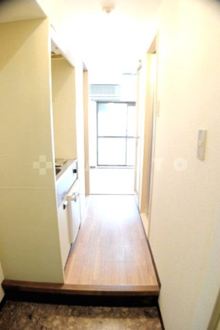 サンライト上新庄の玄関